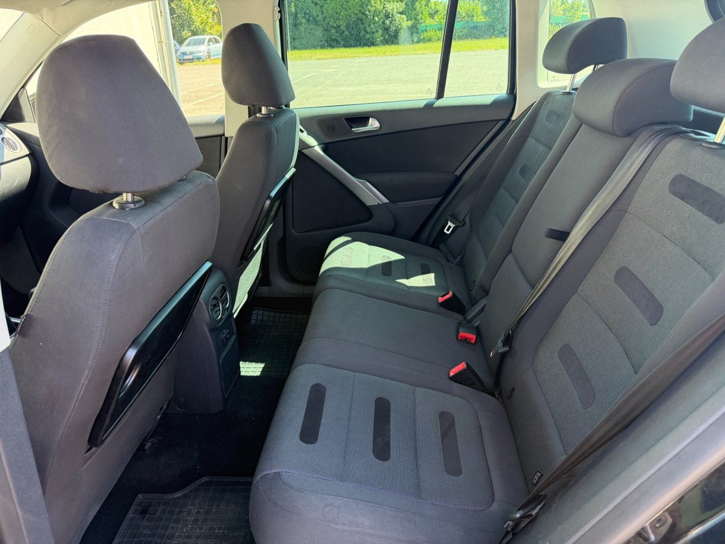 Volkswagen Tiguan 2.0TDi 103kW 4x4, tažné Bi-Xen