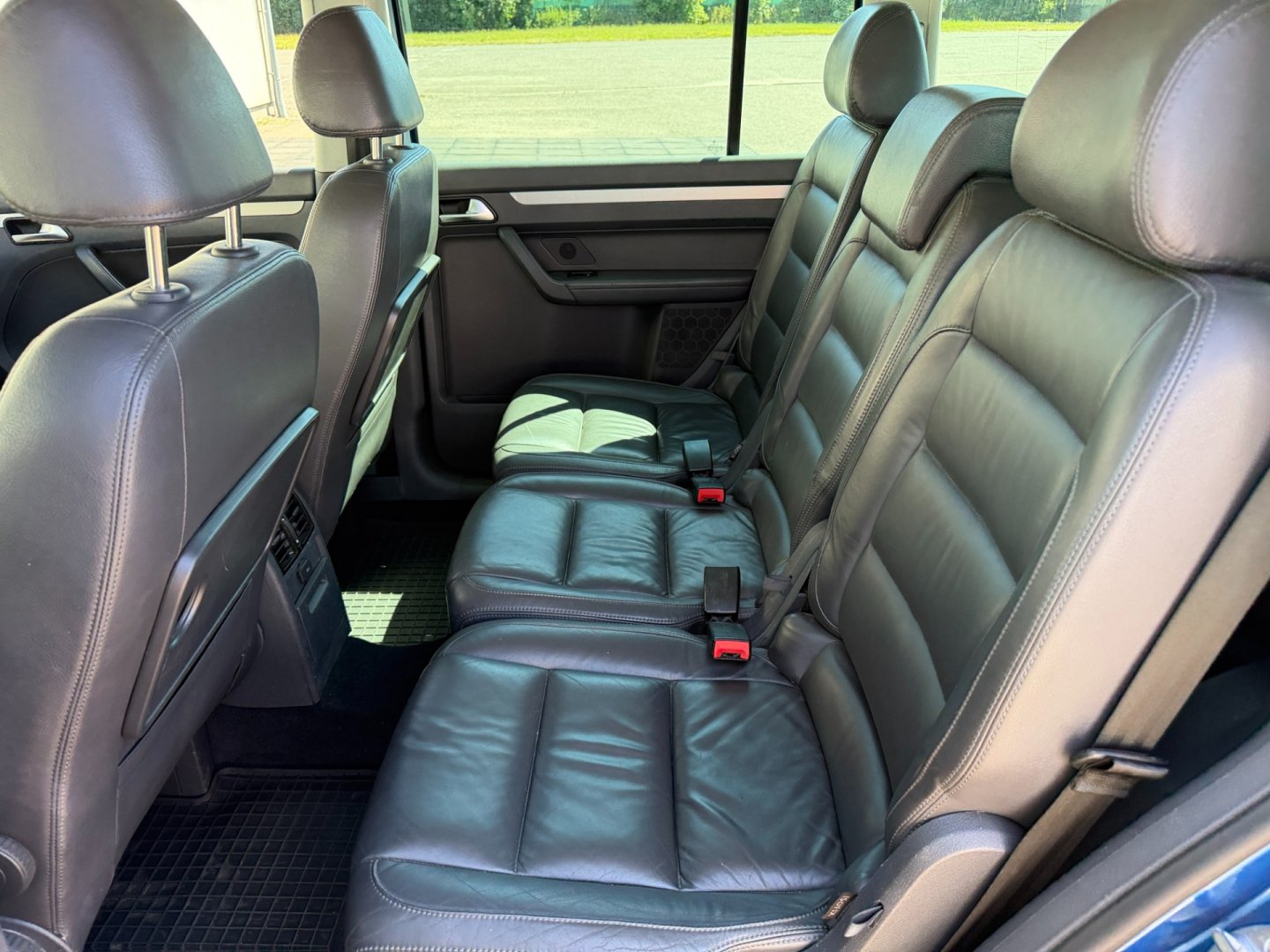 Volkswagen Touran 1.9TDi Bi-Xenon, kůže, 7 míst