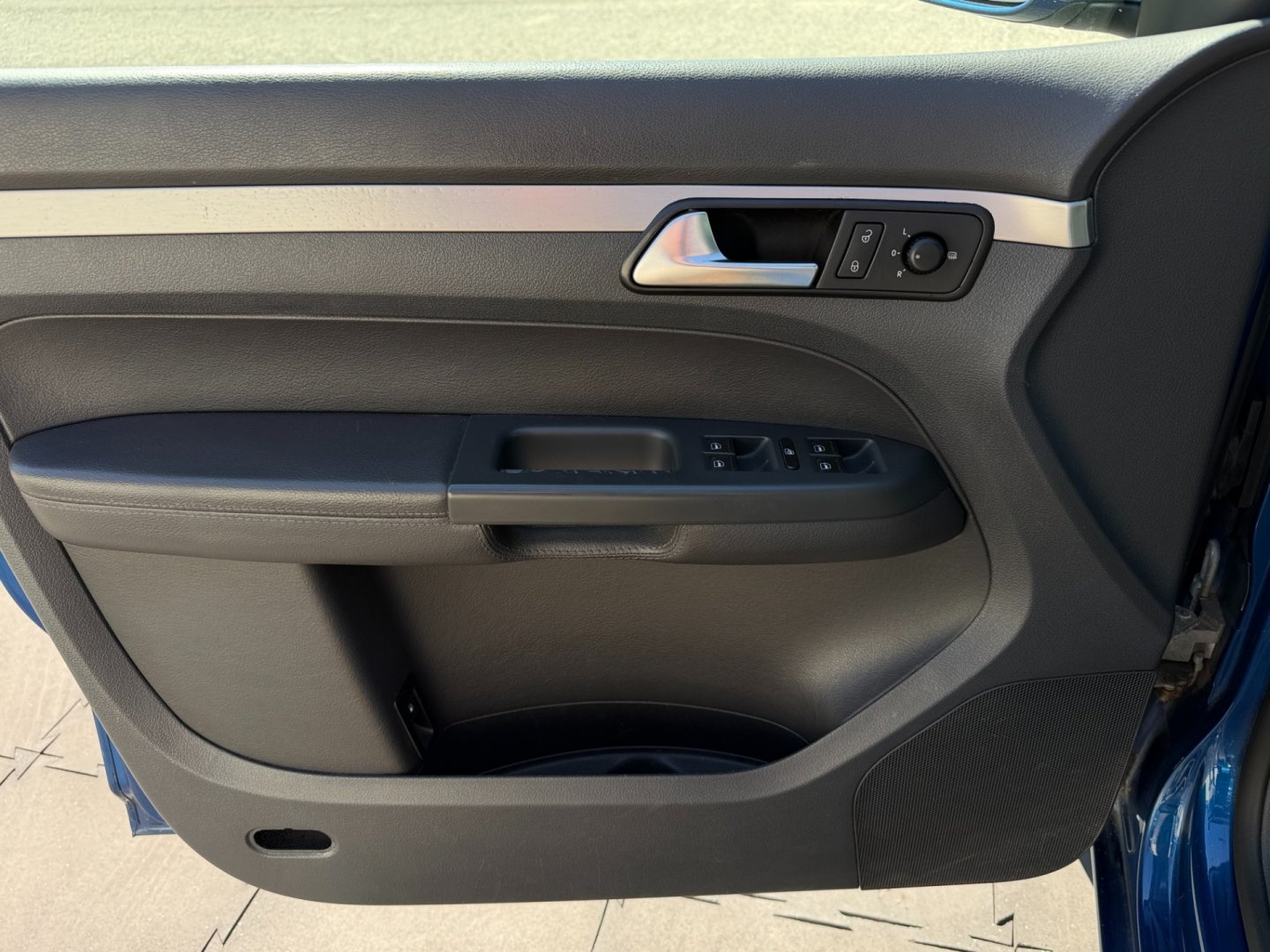 Volkswagen Touran 1.9TDi Bi-Xenon, kůže, 7 míst