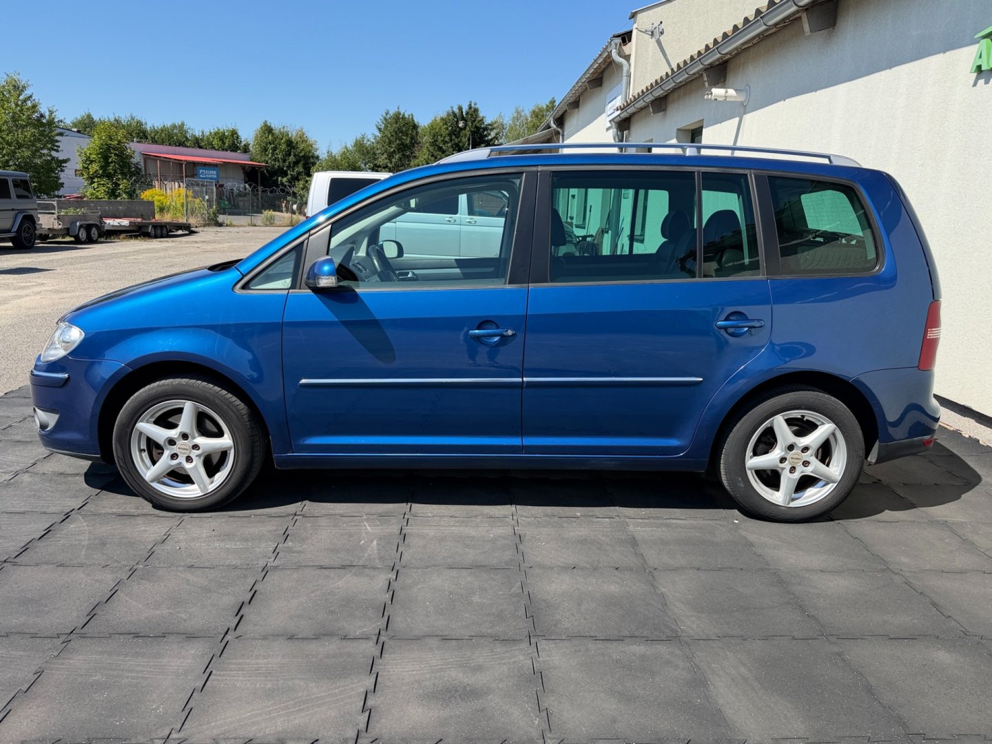 Volkswagen Touran 1.9TDi Bi-Xenon, kůže, 7 míst