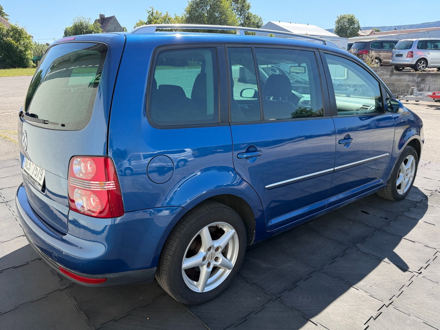 Volkswagen Touran 1.9TDi Bi-Xenon, kůže, 7 míst