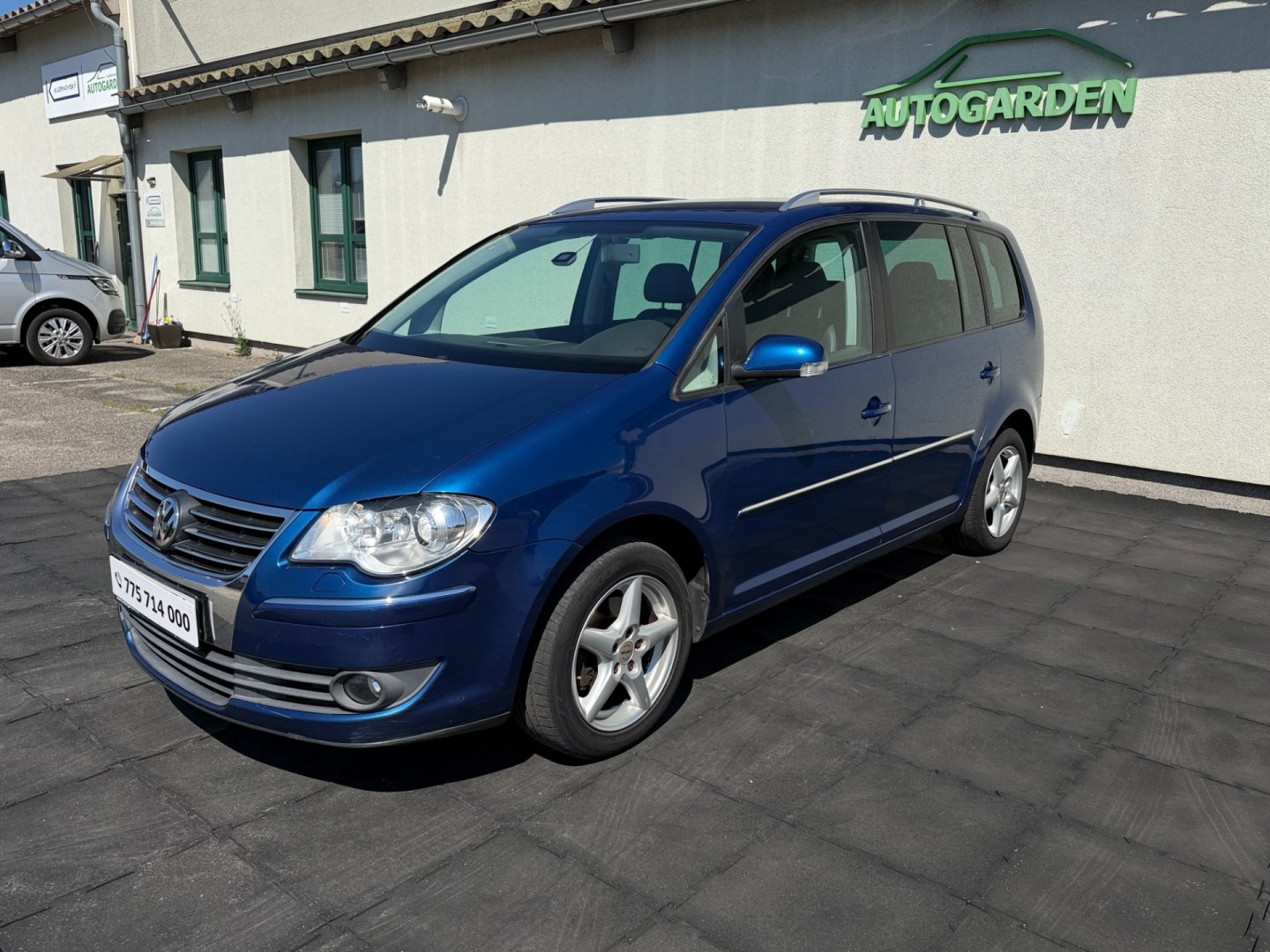 Volkswagen Touran 1.9TDi Bi-Xenon, kůže, 7 míst