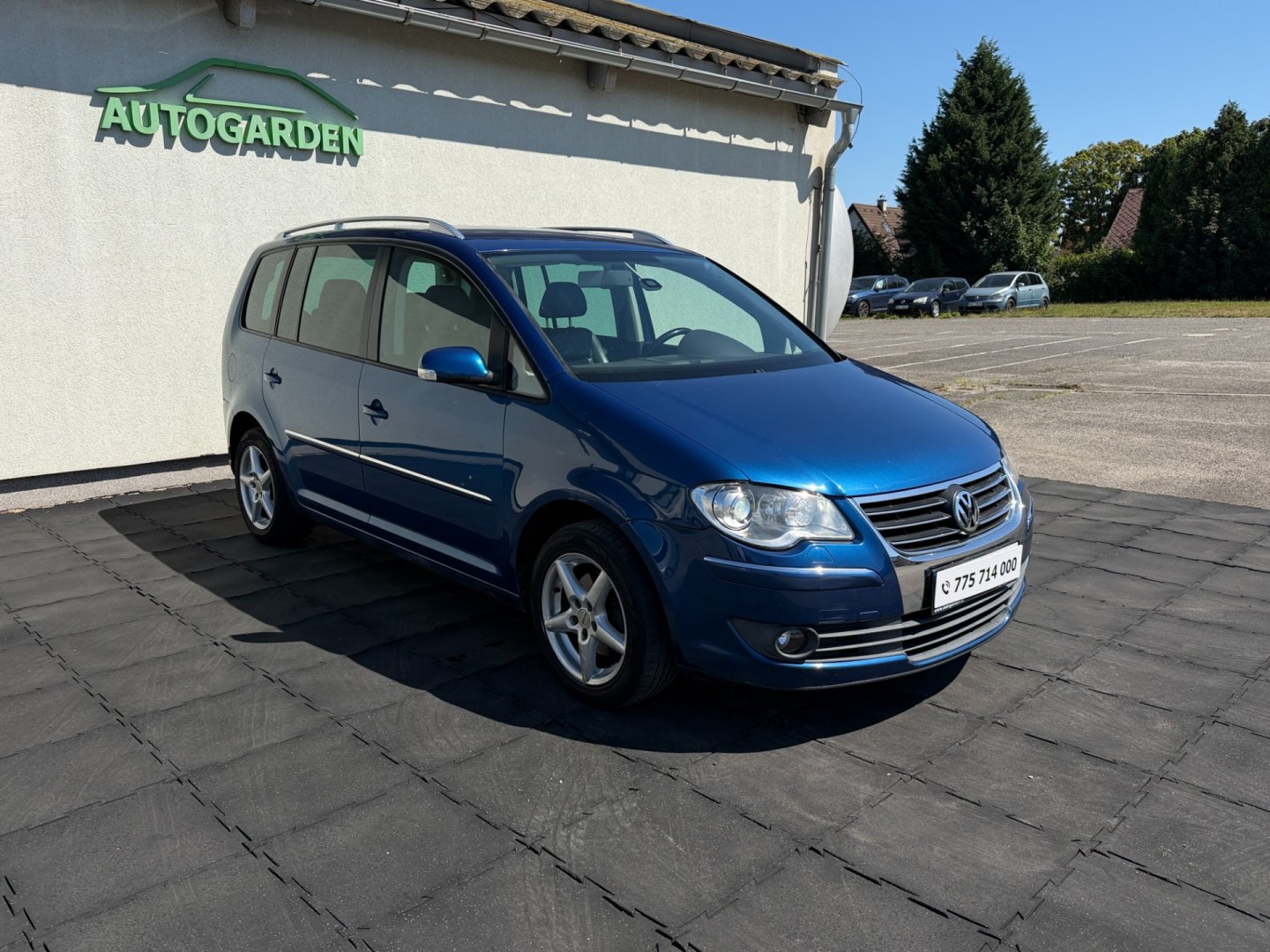 Volkswagen Touran 1.9TDi Bi-Xenon, kůže, 7 míst