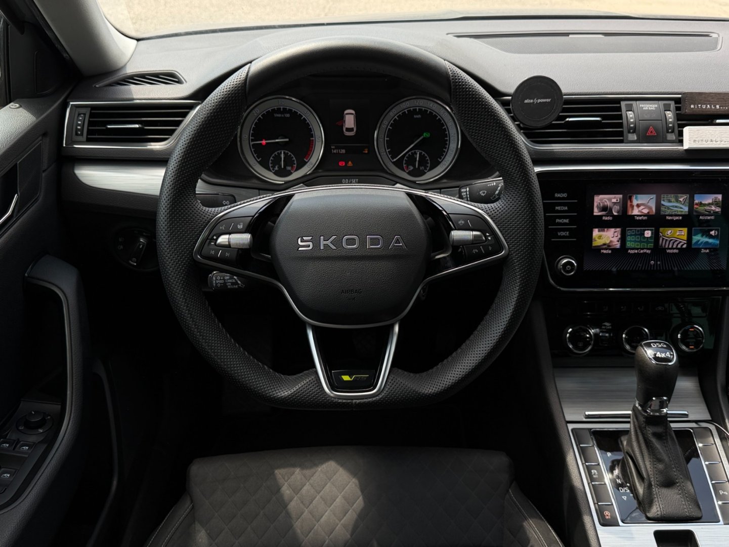 Škoda Superb 2.0TDi 147kW 4x4 DSG, záruka