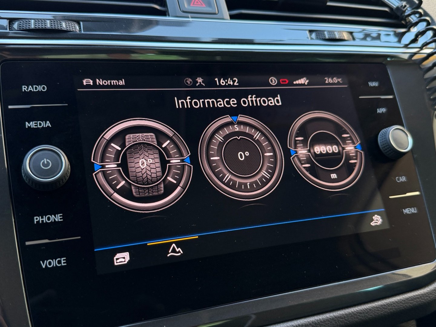 Volkswagen Tiguan 2.0TDi 110kW DSG 4x4 záruka