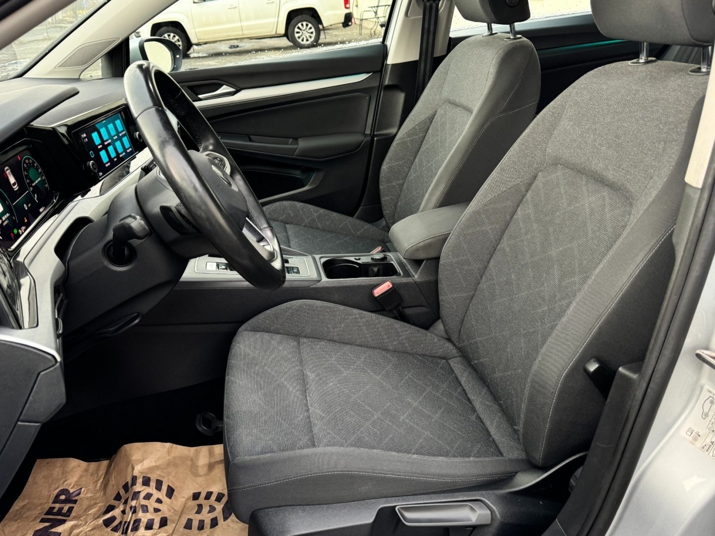 Volkswagen Golf 2.0TDi, LIFE, DSG, LED, ACC