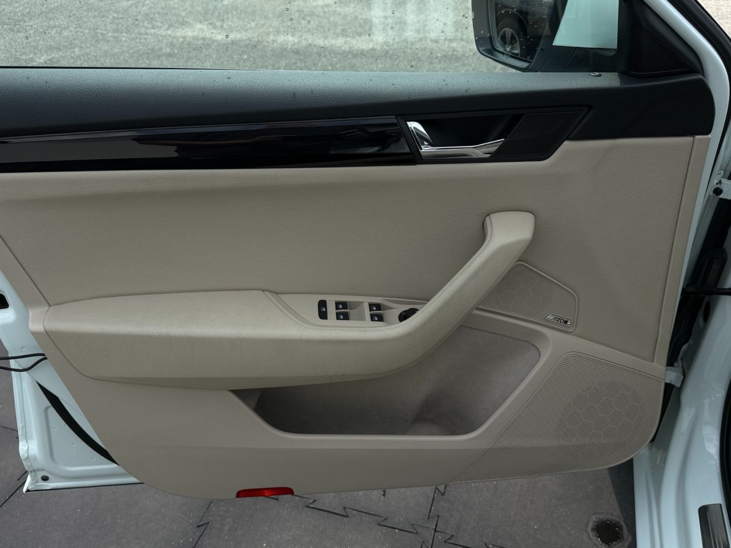 Škoda Superb 2.0TDi 140kW L&K ACC, DCC, TZ