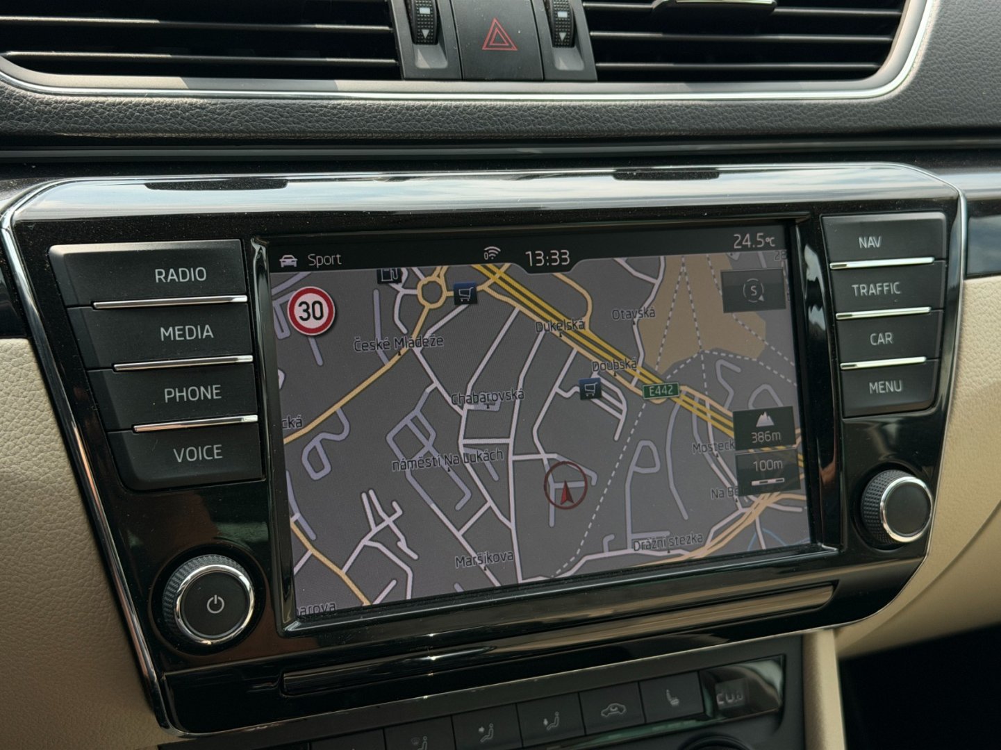 Škoda Superb 2.0TDi 140kW L&K ACC, DCC, TZ