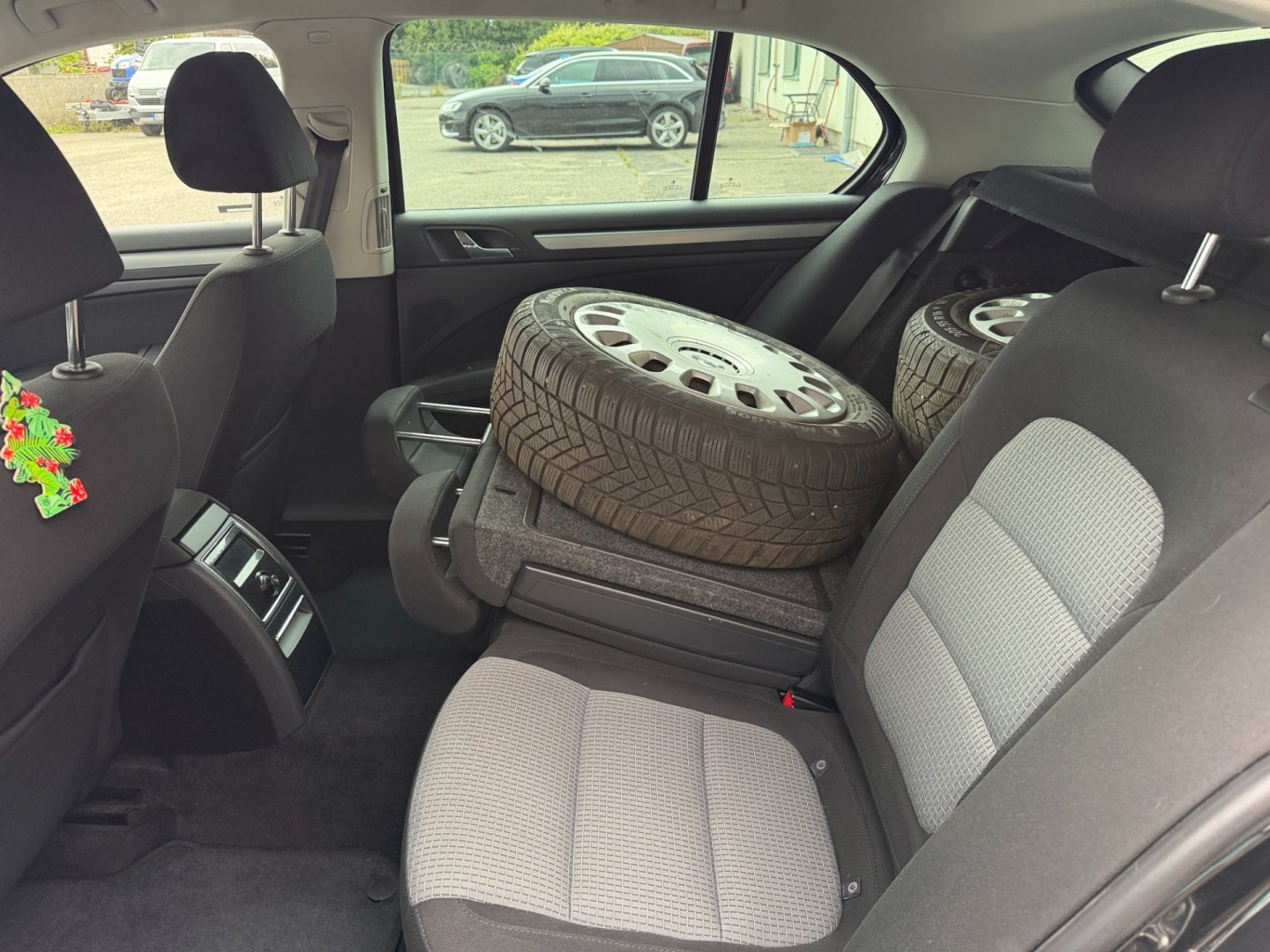 Škoda Superb 2.0TDi 103kW 2sady kol