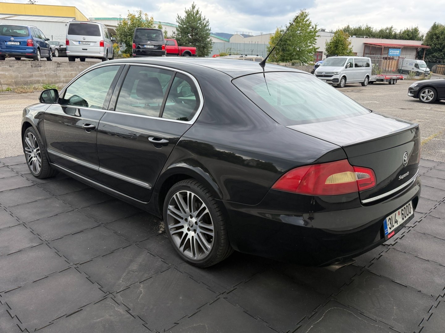 Škoda Superb 2.0TDi 103kW 2sady kol