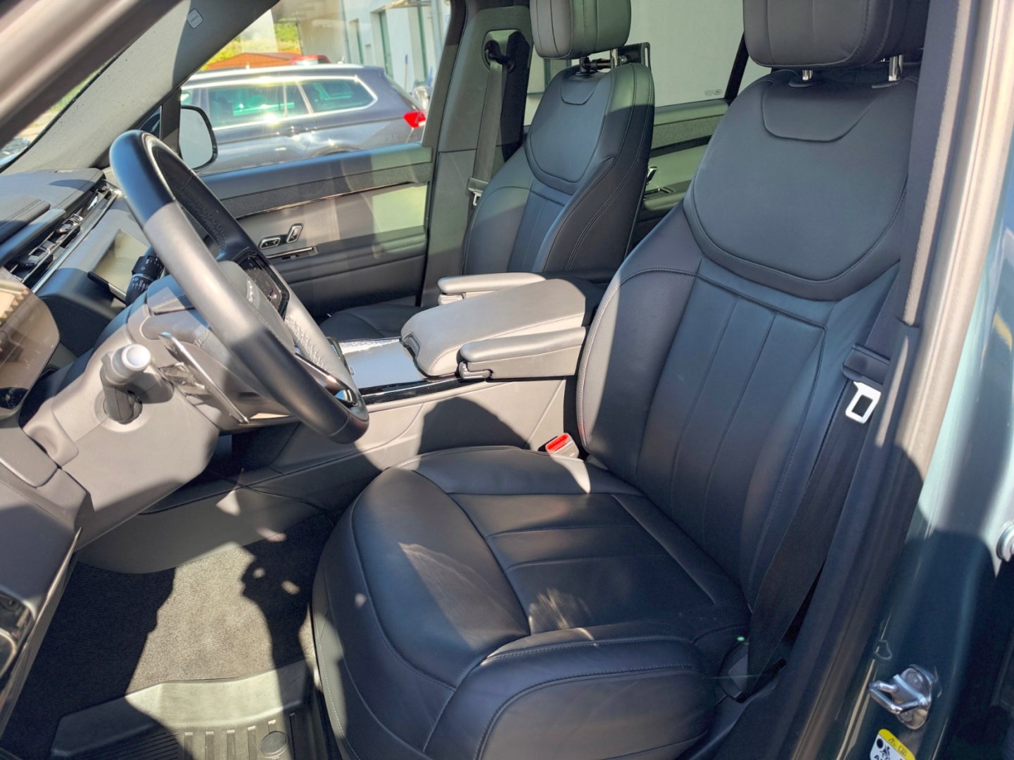 Land Rover Range Rover Sport Dynamic SE D300 CZ, 1. maj.