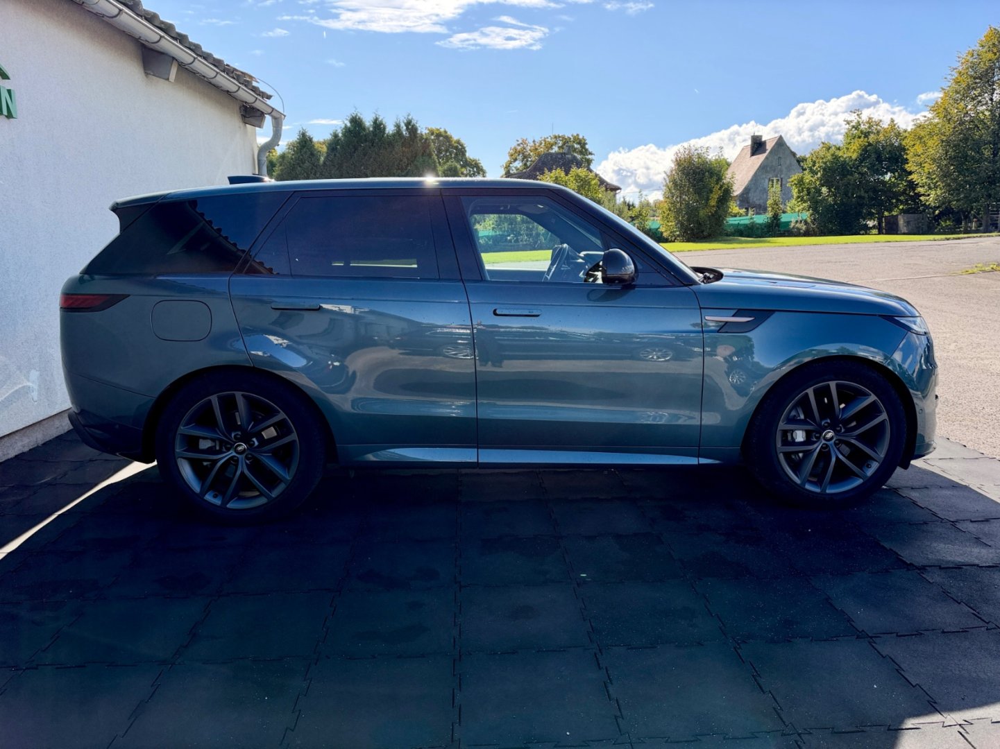 Land Rover Range Rover Sport Dynamic SE D300 CZ, 1. maj.