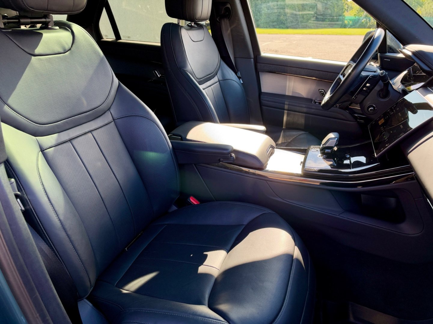Land Rover Range Rover Sport Dynamic SE D300 CZ, 1. maj.