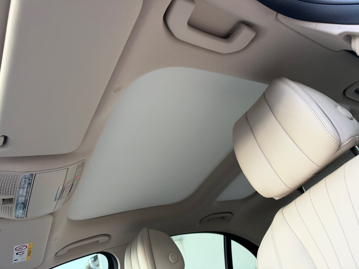 Mercedes-Benz Třídy E E220d 4Matic, Airmatic, 360°